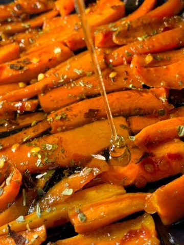 Honey Sriracha Glazed Carrots