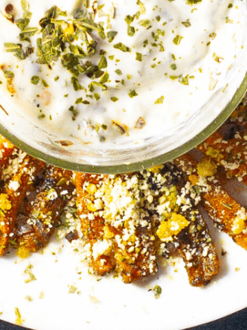 Tasty Garlic Parmesan Carrot Fries