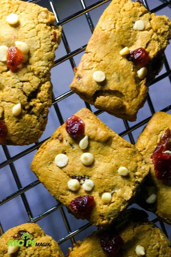 oatmeal cranberry white chocolate chip bars