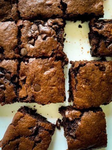 Crinkle Banana Brownies