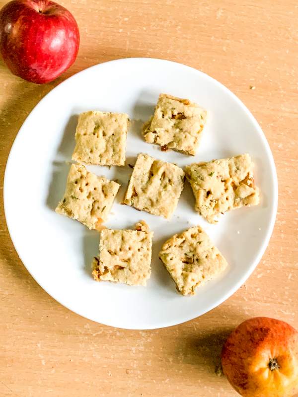 Apple Fennel Shortbread Cookies