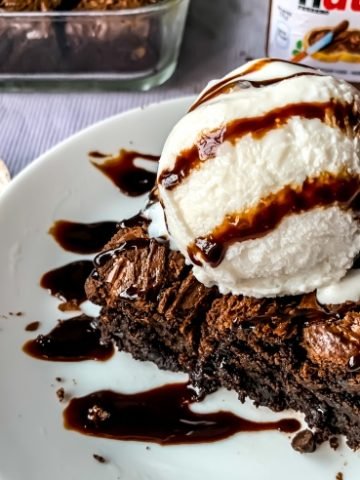 Super Fudgy Nutella Brownies