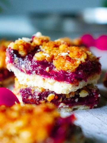 Jammy Rasberry Crumble Bars