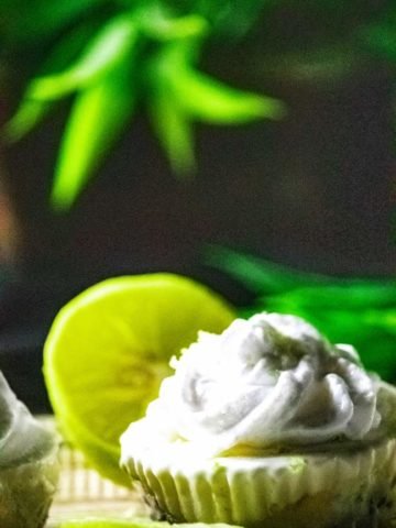 No Bake Key Lime Cheesecakes Cups