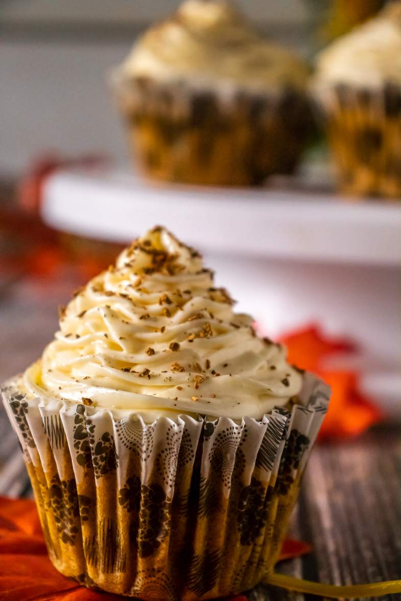 Pumpkin Spice Cupcakes with Cream Cheese Frosting