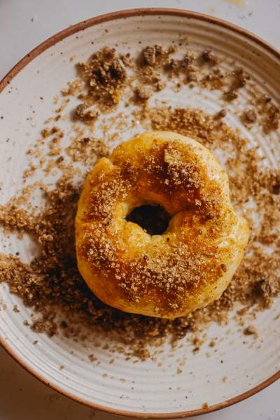 donuts dusted with cinnamon sugar