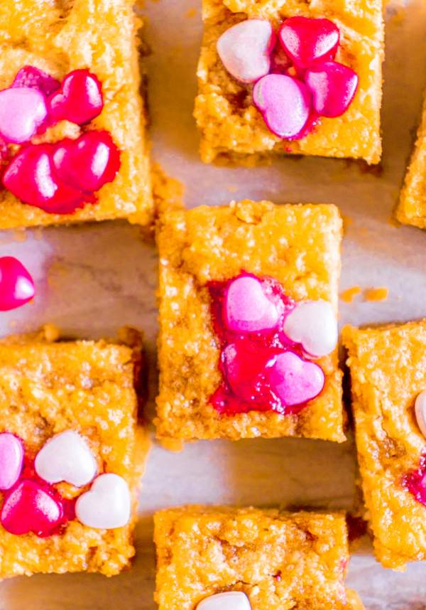 close up of valentines day sugar cookie bars