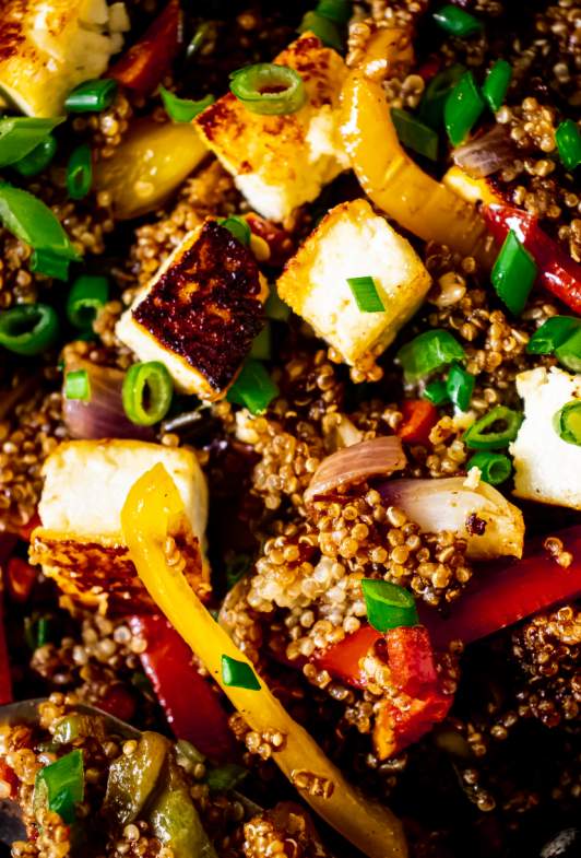 Healthy Quinoa Fried "Rice" with Crispy Tofu top view