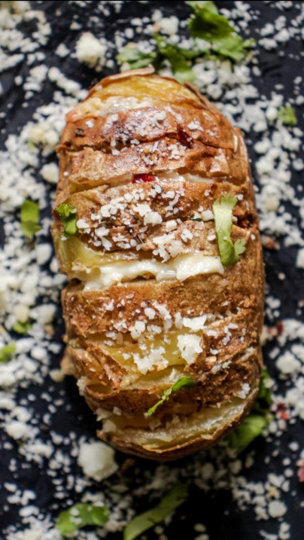 Hasselback Potatoes in Air Fryer with cheese