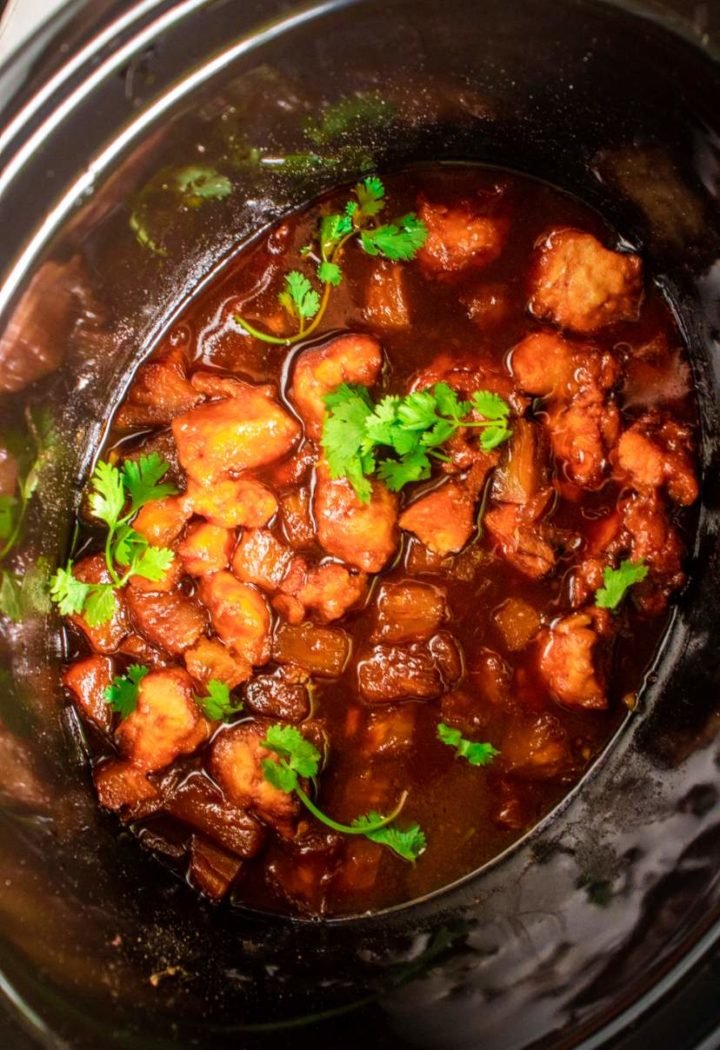 Crockpot Hawaiian Chicken With Sweet Pineapple Glaze (Easy Slow Cooker