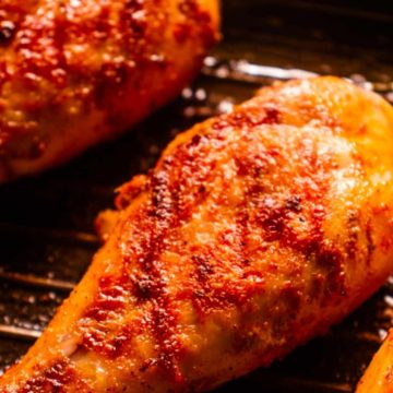 close up of grilled chicken drumstick