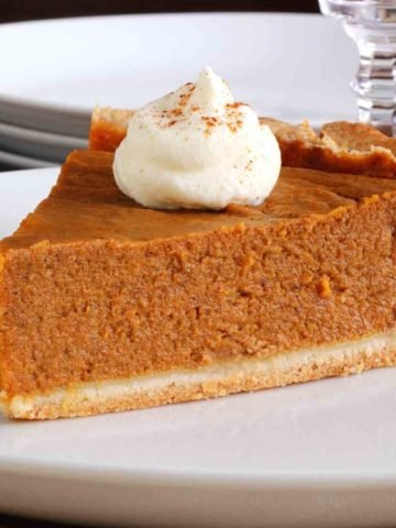 pumpkin pie with whipped cream