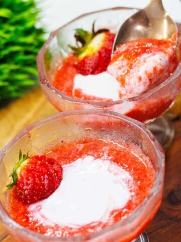 strawberry mousse