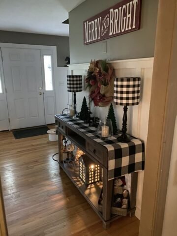 Christmas decor for small spaces